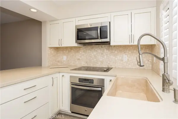 48902 Desert Flower, Palm Desert, CA 92260