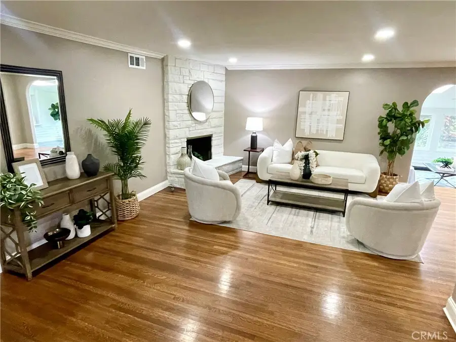 14191 Lambeth Way, Tustin, CA 92780 - Image #2