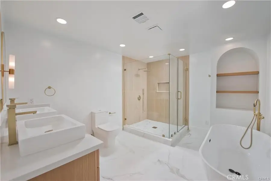 18611 Lassen, Northridge, CA 91324 - #2
