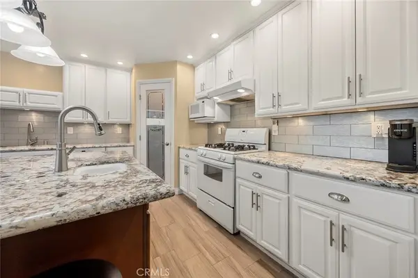 945 Glencliff, La Habra, CA 90631