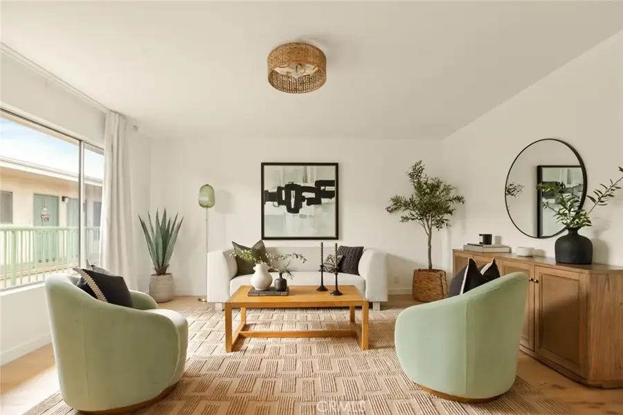 334 Gladys Avenue #305, Long Beach, CA 90814 - Image #3