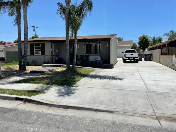 2302 W La Verne Avenue, Santa Ana, CA 92704