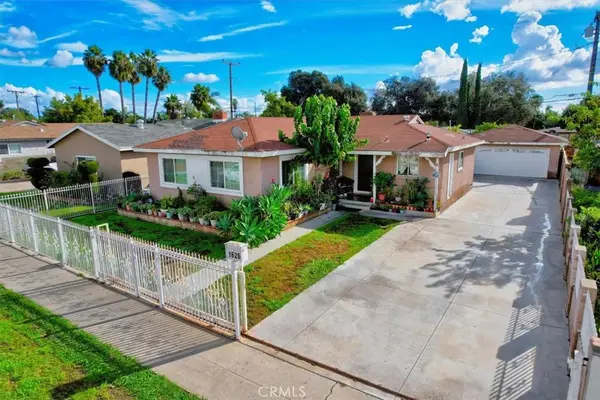 1626 W Mcfadden, Santa Ana, CA 92704