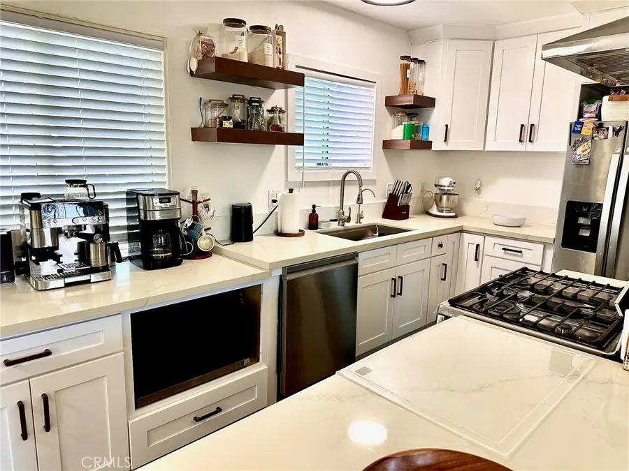 5889 Dogwood Street, San Bernardino, CA 92404 - #2