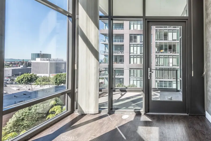 1111 S Grand, Los Angeles, CA 90015 - #3