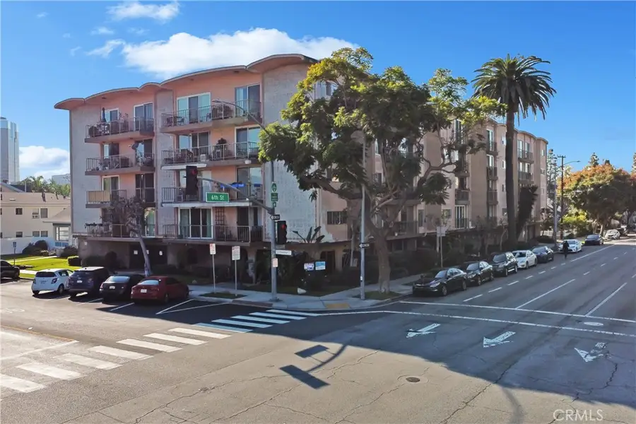 545 Chestnut Avenue #406, Long Beach, CA 90802 - Image #2