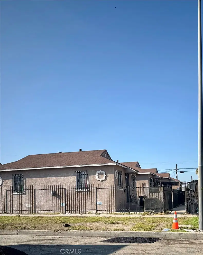 9435 S Western, Los Angeles, CA 90047 - #1