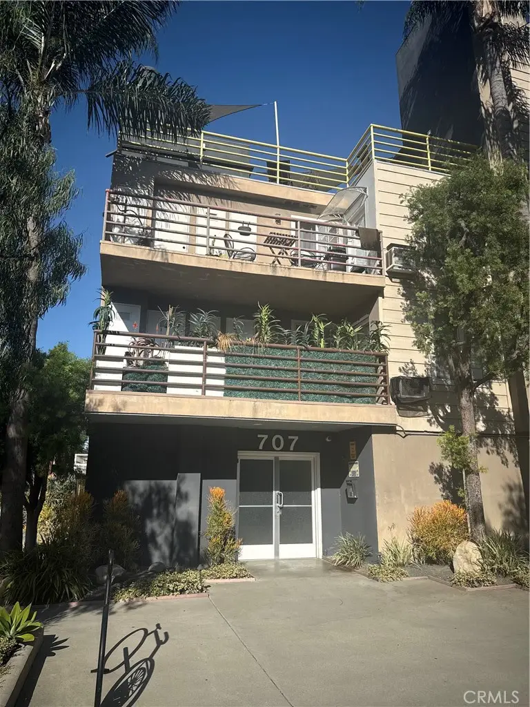 707 W 4th #7, Long Beach, CA 90802 - Image #1