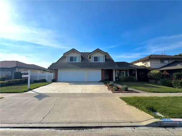 15781 Clarendon, Westminster, CA 92683