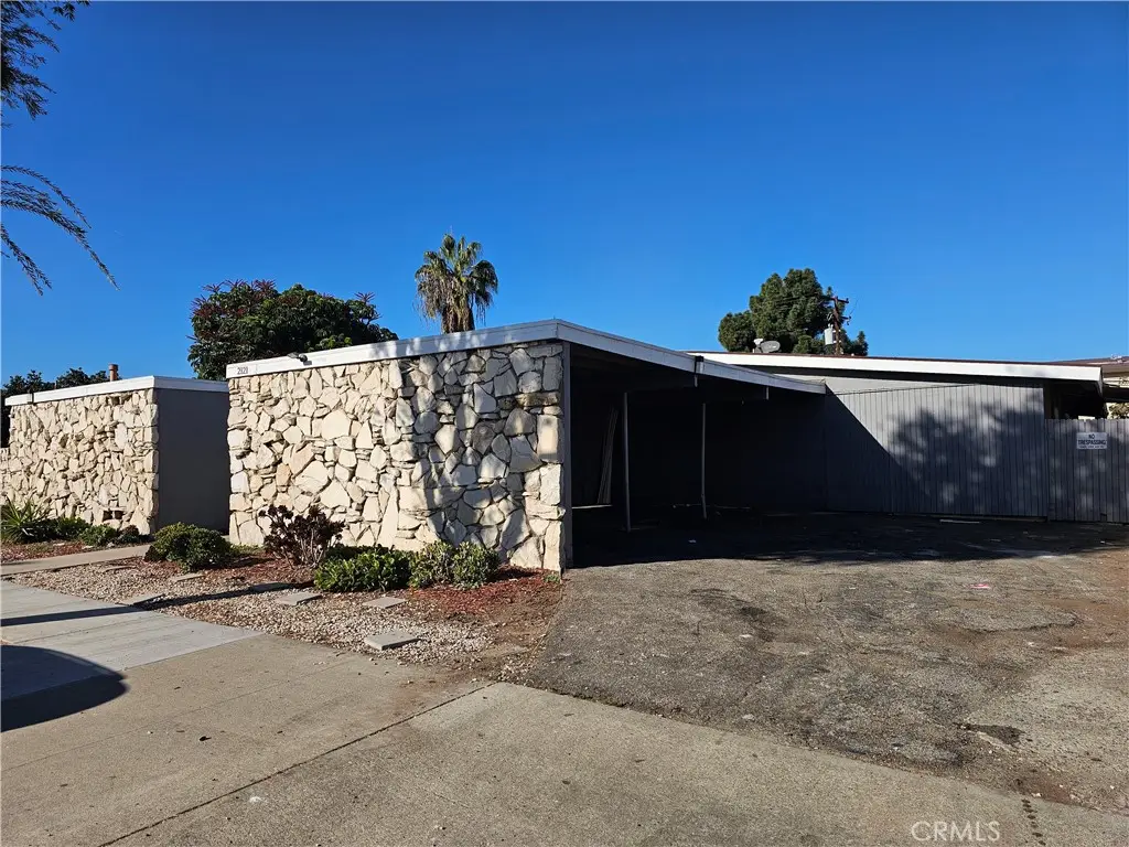 2121 W Catalina, Anaheim, CA 92801 - #1