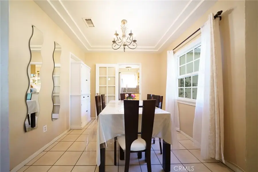 634 E Kingsley, Pomona, CA 91767 - Image #2