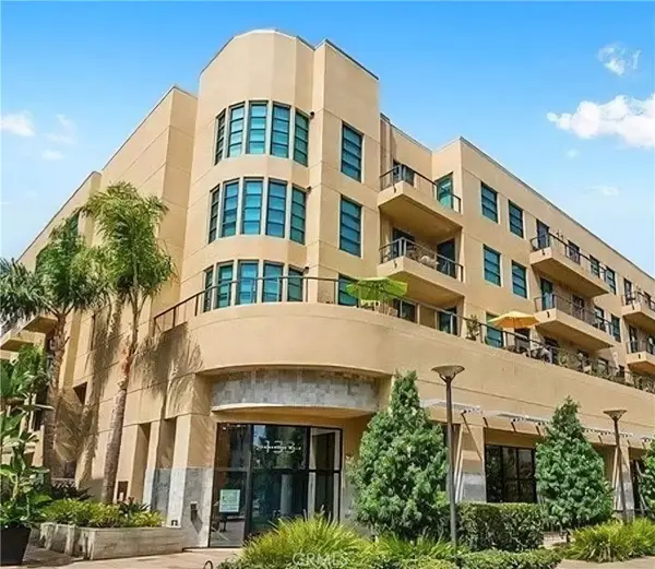 133 The Promenade N #13, Long Beach, CA 90802