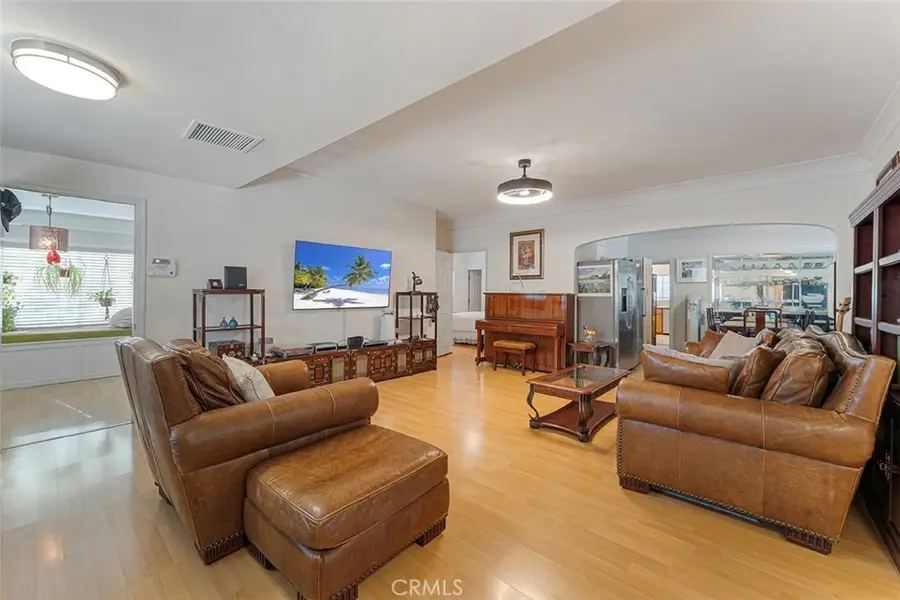 901 Westchester Place, Los Angeles, CA 90019 - #3