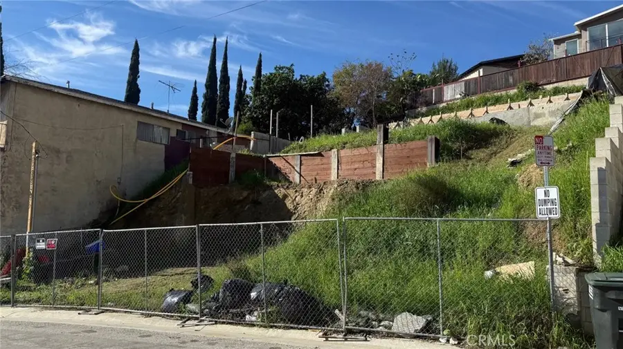 1052 N Bonnie Beach Place, Los Angeles, CA 92603 - Image #2