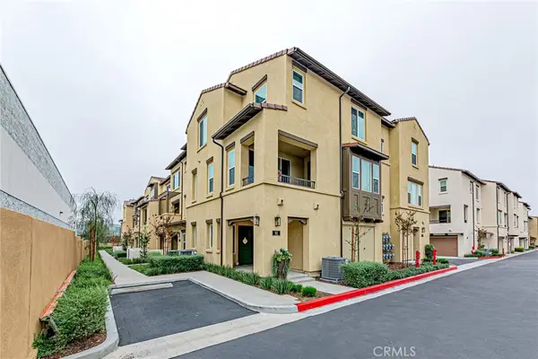 295 Vista Dr #92, La Habra, CA 90631