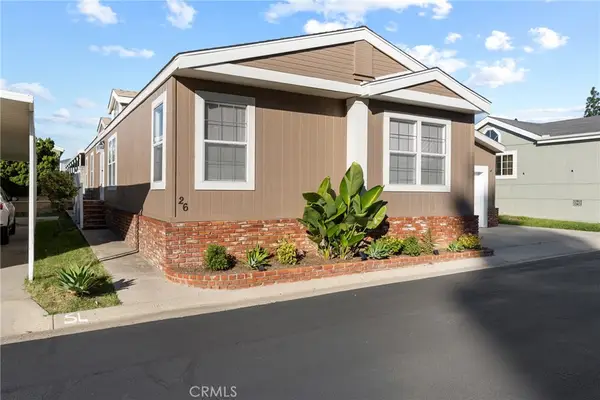 23301 Ridge Route Drive #26, Laguna Hills, CA 92653