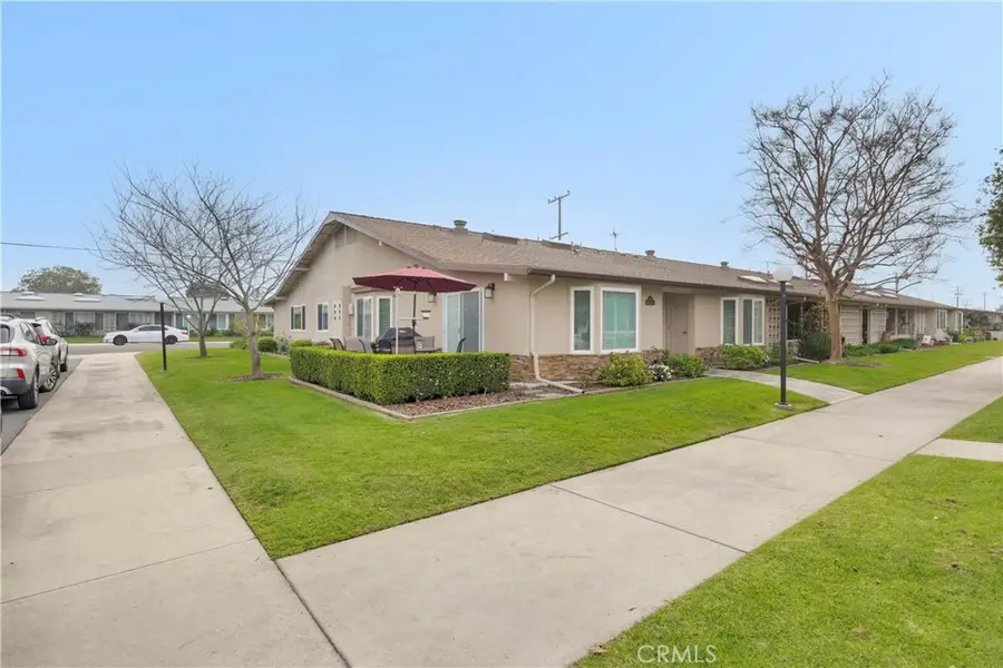 1671 Interlachen #285L, Seal Beach, CA 90740 - Image #2