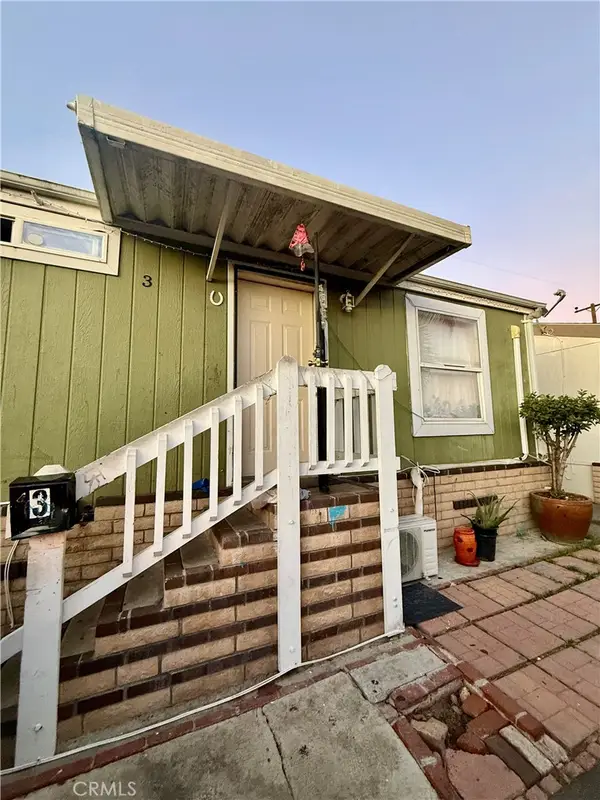 2191 Harbor Boulevard #3, Costa Mesa, CA 92627