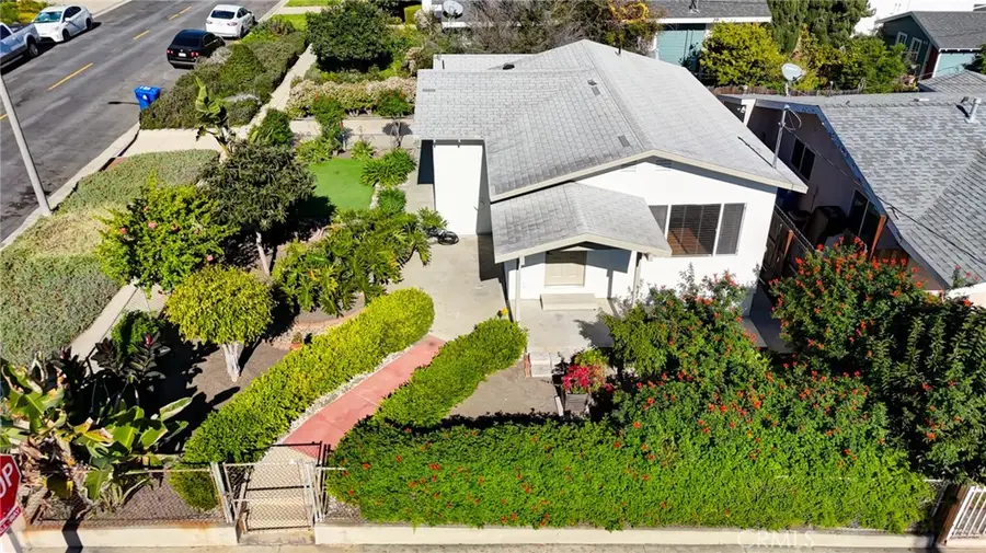 1086 W 13th, San Pedro, CA 90731 - Image #2