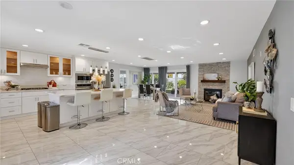 6051 Summerdale, Huntington Beach, CA 92647