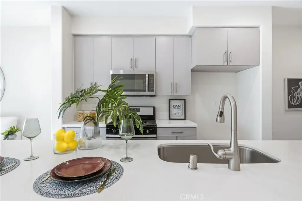 11130 Legion Loop #105, El Monte, CA 91731 - Image #1