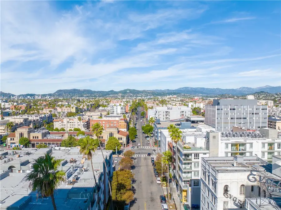 631 S Kenmore #406, Los Angeles, CA 90005 - #3