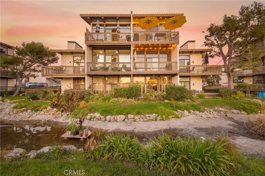 5322 Marina Pacifica Drive S, Long Beach, CA 90803 - Image #2