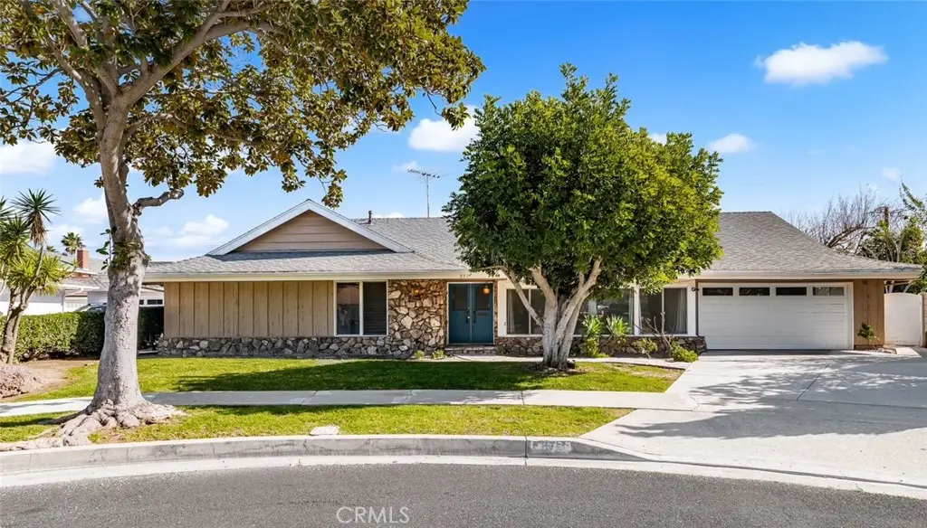 871 S Fairmont Way, Orange, CA 92869 - #1