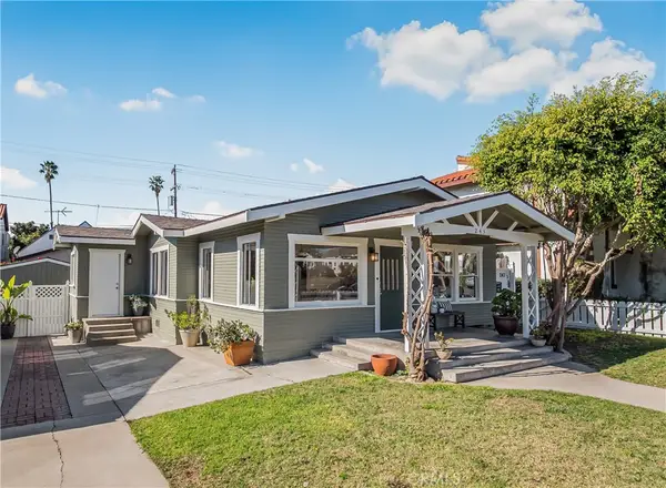 243 Ximeno Avenue, Long Beach, CA 90803