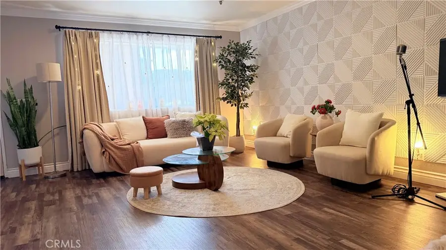 7735 Newman, Huntington Beach, CA 92647 - Image #3