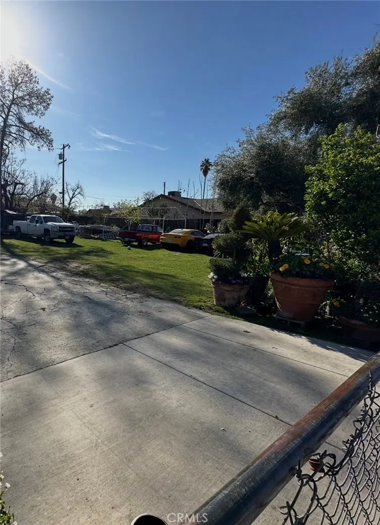 207 Wood, Bakersfield, CA 93307 - Image #1