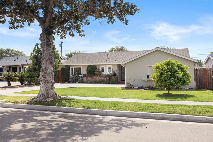 804 E Glenwood, Fullerton, CA 92831 - #2