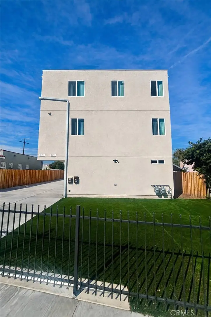 157 W 65th Street, Los Angeles, CA 90003 - #1