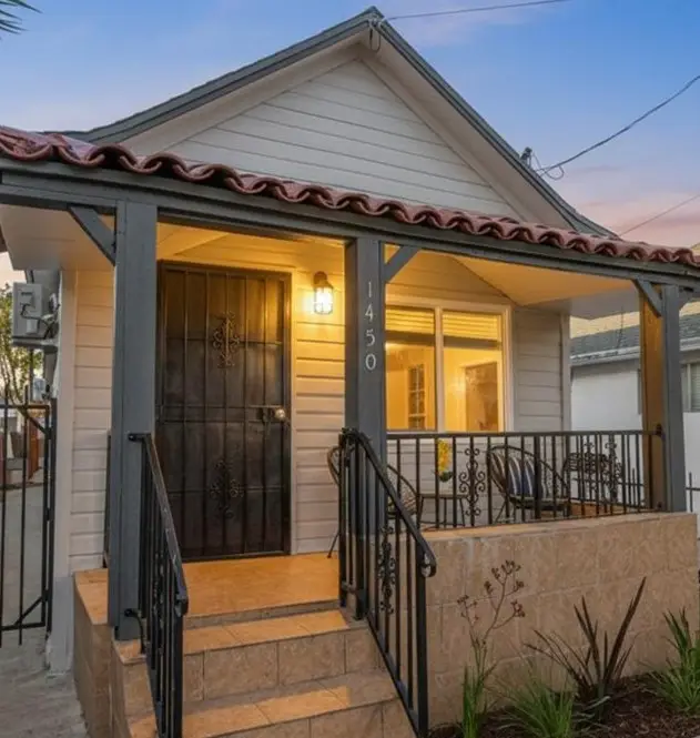 1450 W 35th Place, Los Angeles, CA 90018 - #1