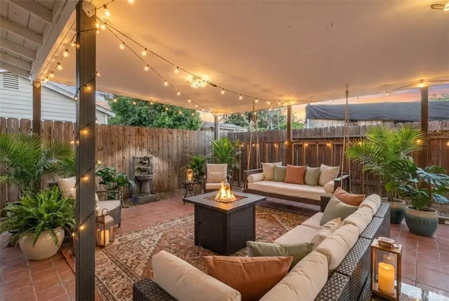 1450 W 35th Place, Los Angeles, CA 90018 - #3
