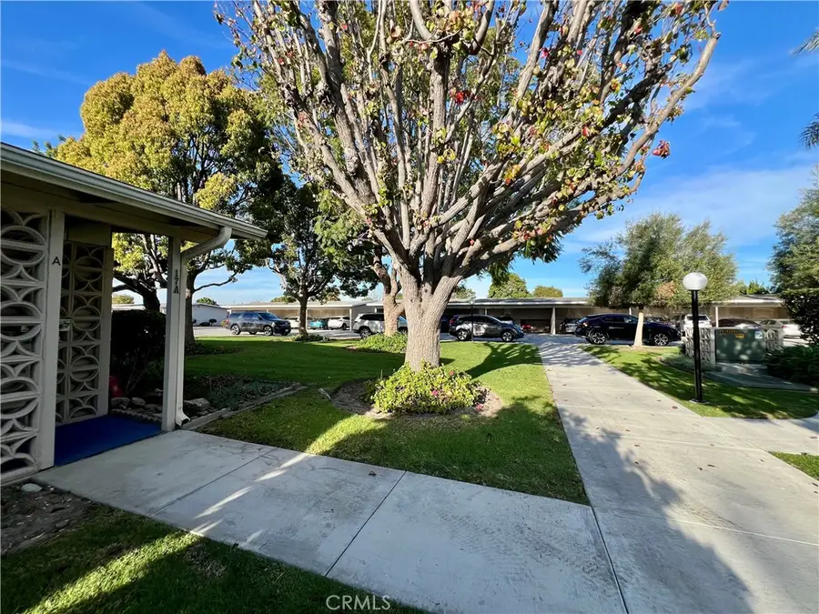 1730 Sunningdale Rd., M14-17a, Seal Beach, CA 90740 - #3