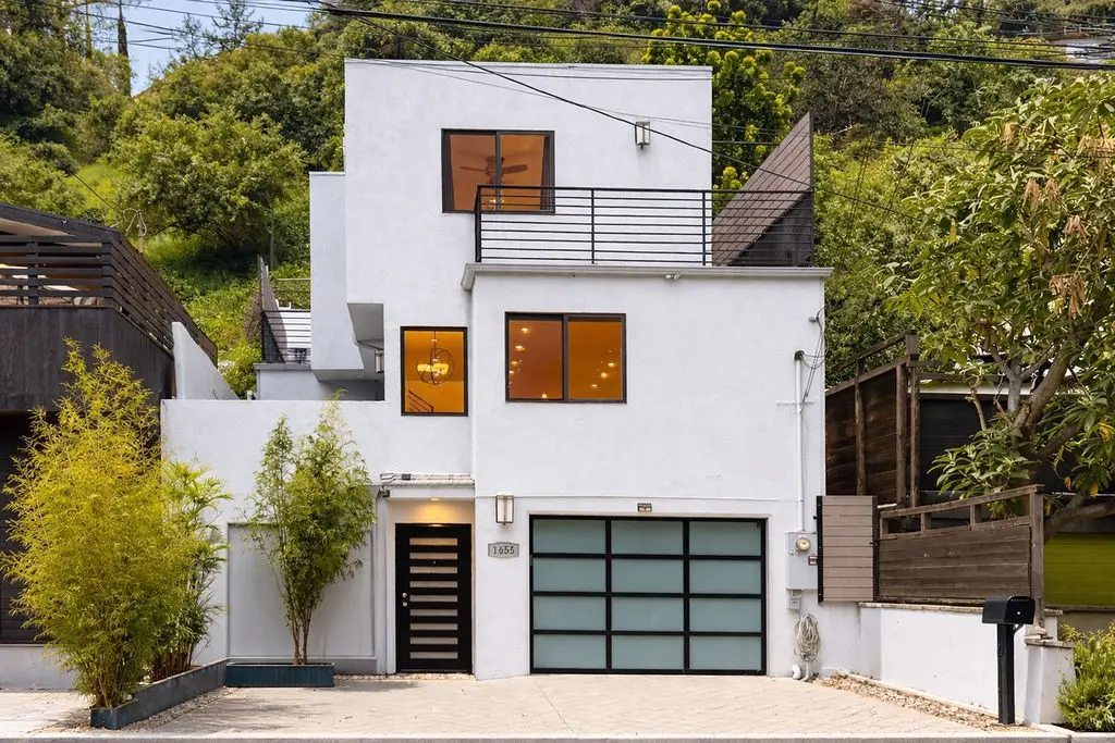 1655 N Beverly Glen, Los Angeles, CA 90077 - #1