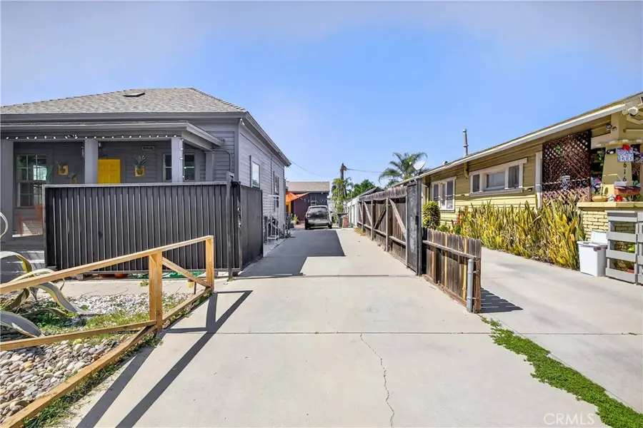 614 N Shelton, Santa Ana, CA 92703 - #3