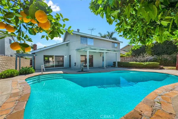 13561 Dean Street, Tustin, CA 92780