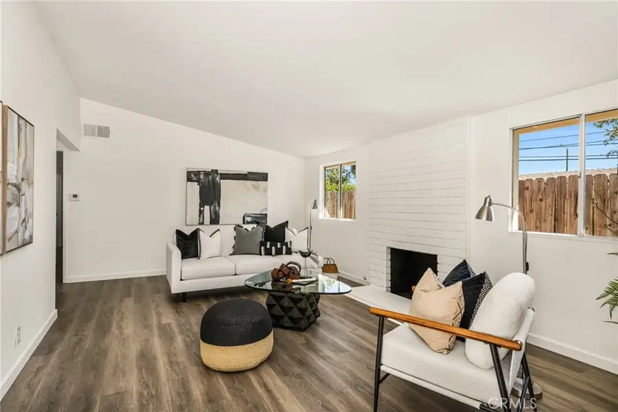 1311 Oak, Santa Ana, CA 92707 - #3