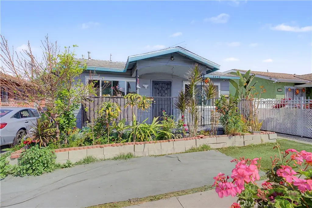 1425 W Gage, Los Angeles, CA 90047 - #1