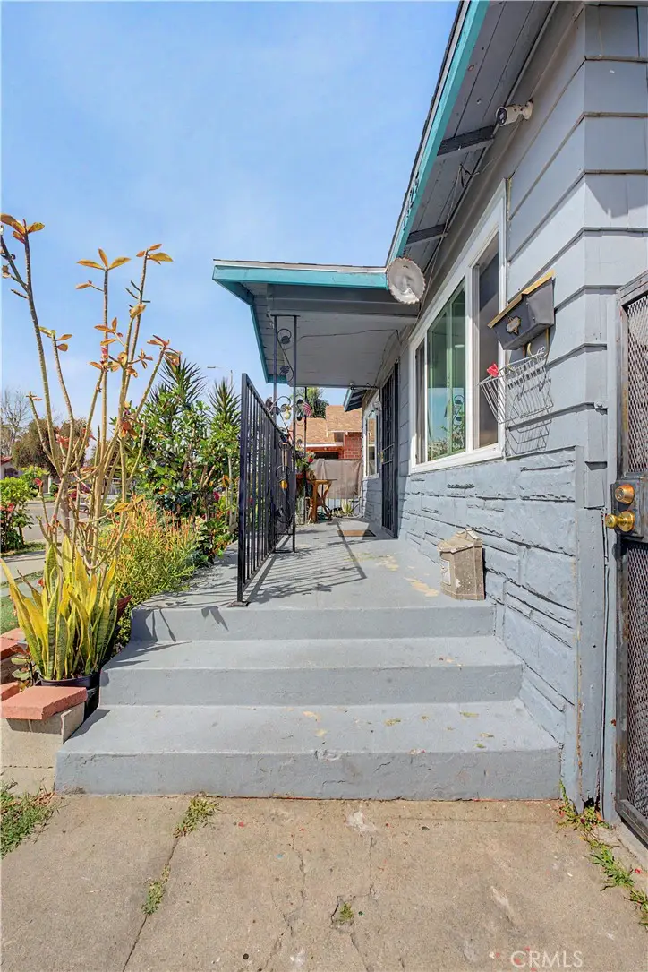 1425 W Gage, Los Angeles, CA 90047 - #3