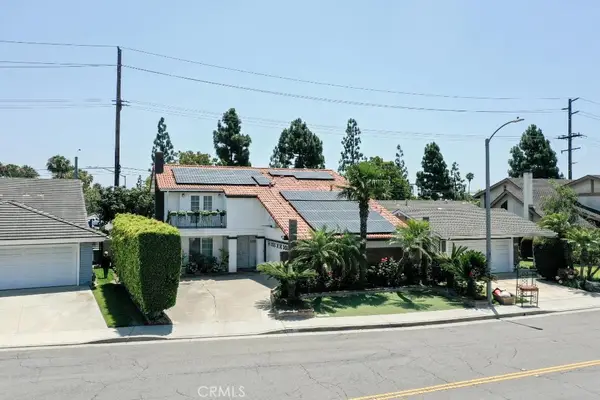 17230 San Lorenzo Circle, Fountain Valley, CA 92708