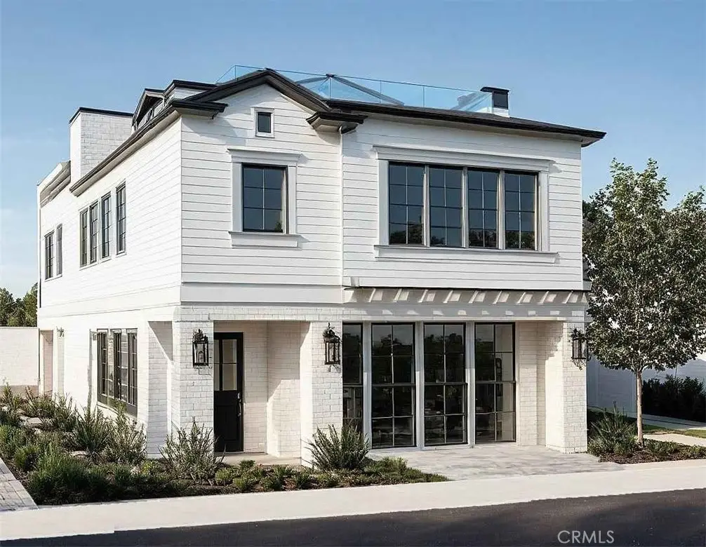 1589 E Ocean, Newport Beach, CA 92661 - #1