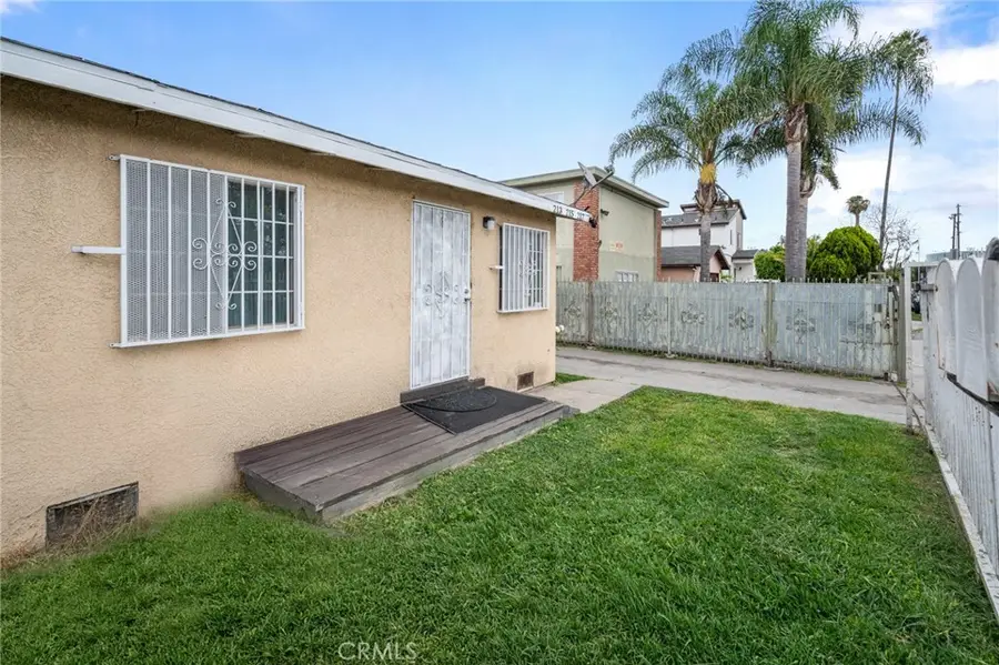 213 E 87th Pl, Los Angeles, CA 90003 - #3