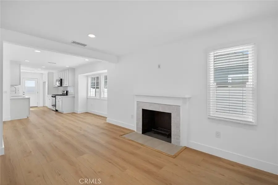 155 Pasadena, Tustin, CA 92780 - #3