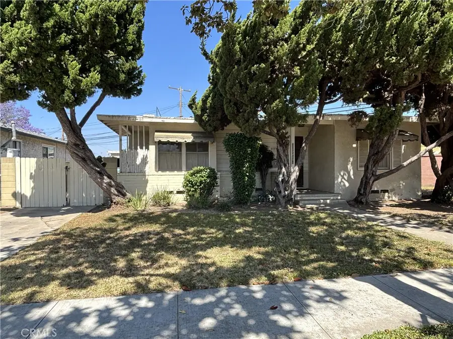 2771 Rutgers, Long Beach, CA 90815 - #2