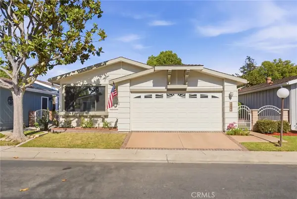 2621 Park #1971984, Santa Ana, CA 92705