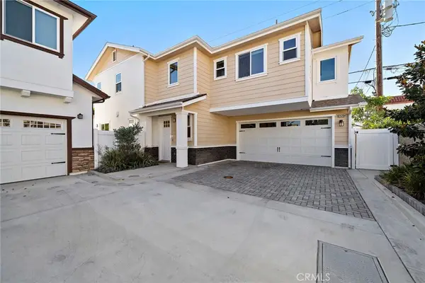 2573 Elden Avenue #D, Costa Mesa, CA 92627