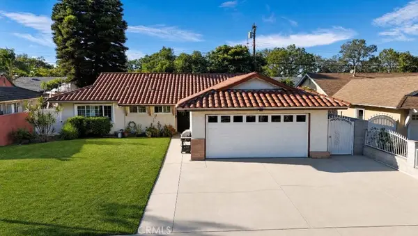 2813 W Brook, Santa Ana, CA 92704